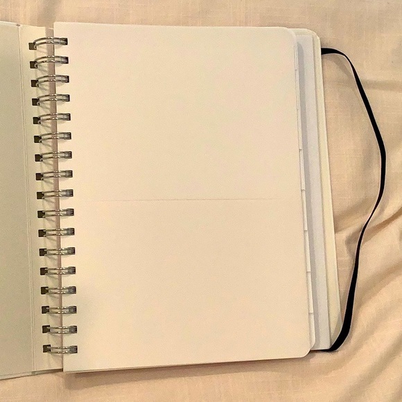 Kate Spade Baby Planner Customizable Expecting You Dots Notebook Maternity NWT - Picture 7 of 11